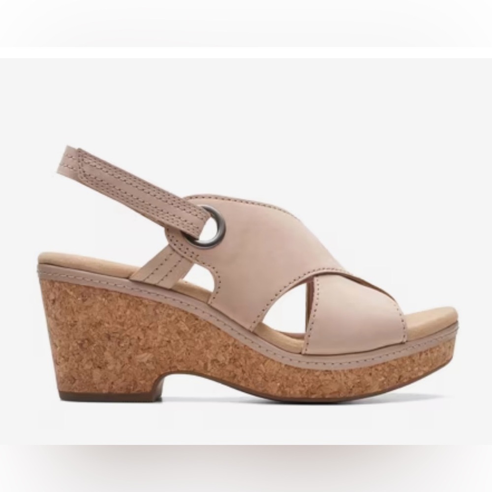 Clark's Women's Giselle Loop Wedge Sandals‎ Taupe size 7